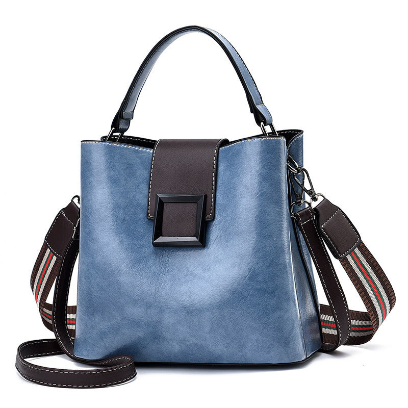 š„Last Day Discount 70% Retro Genuine Leather Shoulder Bag