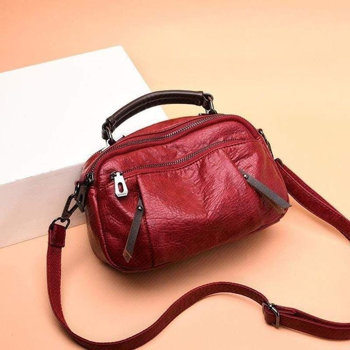 MULTI POCKETS SOFT LEATHER BAG