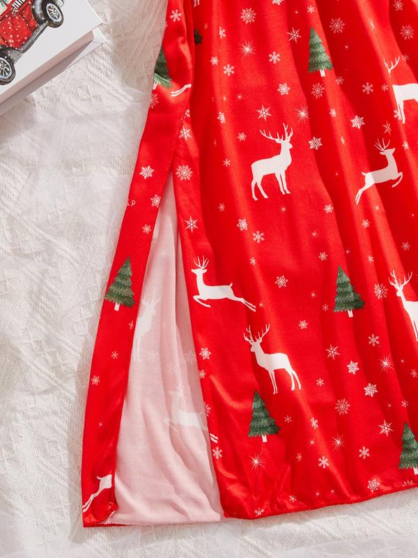 Christmas Women's Sleepwear, Reindeer Print Strap Nightgown, Festive Holiday Pajamas, Cozy Loungewear for Christmas Celebrations