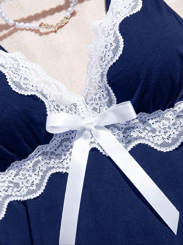 【Plus Size】 Contrast Lace Bow Decor Cami Nightdress, Elegant Ruffle Hem Split Thigh Nightgown, Women's Sleepwear for All Seasons