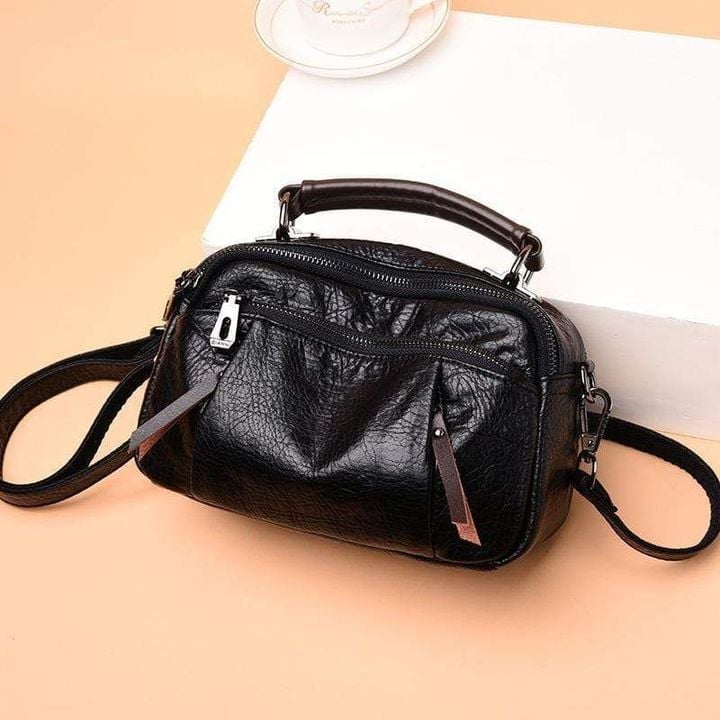 MULTI POCKETS SOFT LEATHER BAG