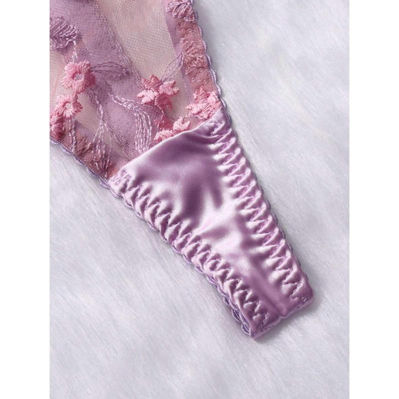 Woman's Sexy Lingerie Set Gathering Garter Belt With Steel Support Bra Flower Embroidery 3 Pieces Set Fabric Womenswear