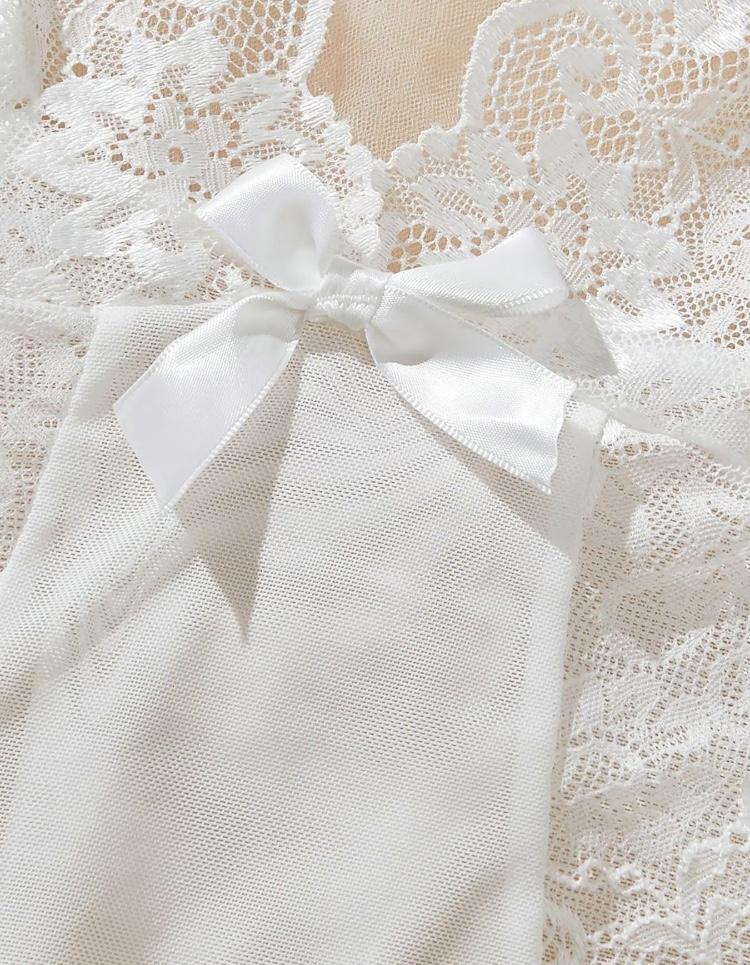 Ugreat Women's Contrast Lace Bow Decor Cami Nightdress with Thong, Comfort Night Gown for Women, Spaghetti Strap Backless, Elegant & Silky Design Green Glam Womenswear Loungewear Fitted Sleeveless Nightwear  night gown women Homewear Minimalist